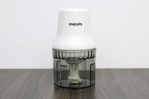 Máy xay thịt Philips HR1393/00 - Công suất 450W, Dung tích 0.7 lít, 1 tốc độ, Lưỡi dao bằng thép không gỉ, Tự ngắt khi quá tải, Bảo hành 24 tháng