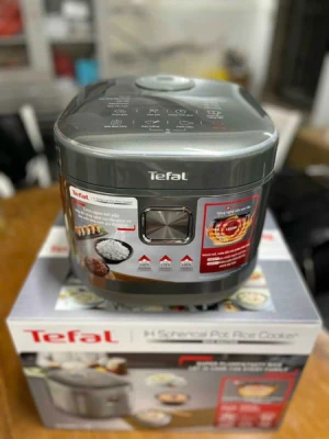 Nồi cơm điện cao tần Tefal RK818A68 - Công suất 1200W, Dung tích 1,8 lít, Lòng nồi dạng niêu dày 2 mm với kết cấu là 6 lớp, Bảo hành 24 tháng