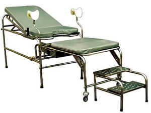 Bàn đẻ Inox kèm đệm và bục lên xuống