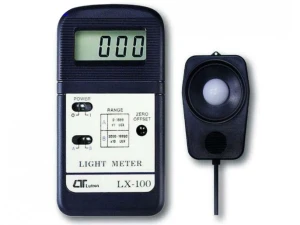Máy đo ánh sáng Lutron LX-100