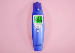 Nhiệt kế hồng ngoại đo trán Microlife FR 1DZ1