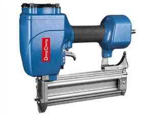 Súng bắn đinh bê tông Dongcheng D02-ST64C