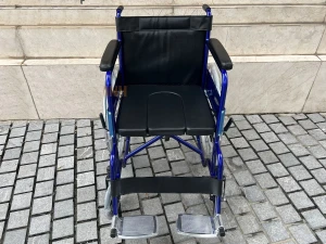 Xe lăn tay khung thép có bô GBM-028 (SYIV100-ALK951)