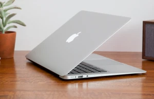 Macbook Ari 2017 core i5/ Ram 8GB/ SSD 128GB//Màn Hình 13 iN Full HD
