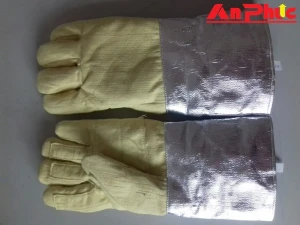 Găng tay chịu nhiệt tráng bạc Korea