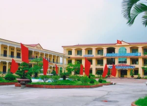 lắp đặt lưới bảo vệ an toàn trường học