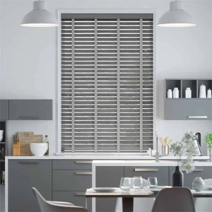 Rèm gỗ cửa sổ đẹp chống nắng sang trọng tphcm