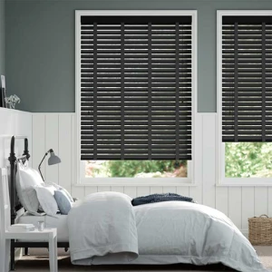 Rèm gỗ đẹp cao cấp màu đen cho không gian hiện đại