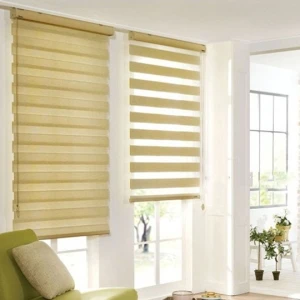 Mẫu rèm cầu vồng đẹp màu vàng kem Emily (Sankaku)