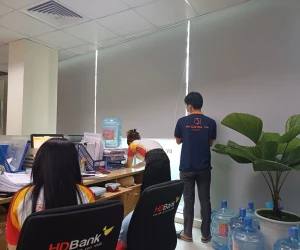 Mua bán rèm cửa cuốn văn phòng giá rẻ nhất năm 2025