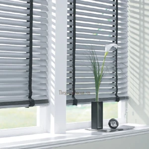 Thi công lắp đặt rèm sáo nhôm văn phòng