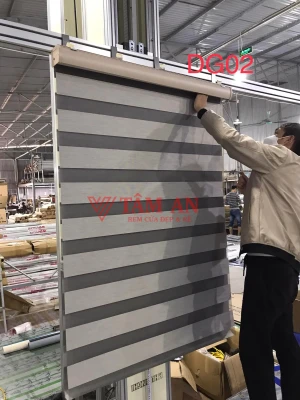 Rèm Cuốn Cầu Vồng Dragon