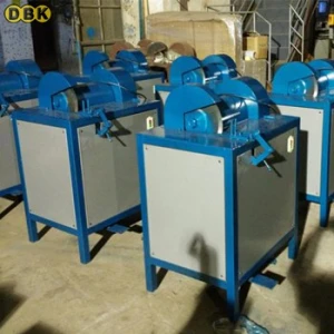 Máy cắt và gọt ống tuy ô 6-32 mm DBK CFT-70-2