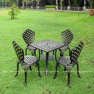 Bộ bàn ghế nhôm đúc ban công vuông (1 bàn 4 ghế) BNV-4GNNC