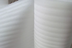 Cuộn màng xốp pe foam 2mm x 150m