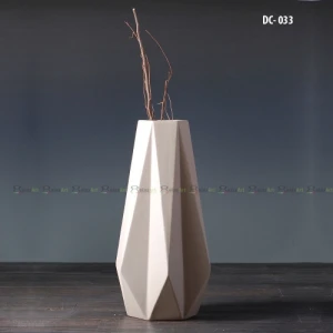 Bình gốm nâu Origami