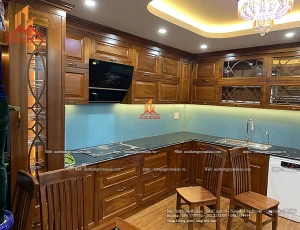 Nguyễn Kim thi công mẫu tủ bếp gõ đỏ chữ L nhà cô Hồng, Hải Phòng