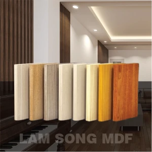 Ốp vách gỗ phòng khách dạng lam sóng 1,050,000đ/m2 GHS-6911