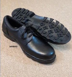 Giày bảo hộ Xuân Lan đế chịu nhiệt chịu dầu