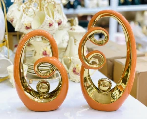 Bình Hoa Decor Kiểu Xoắn