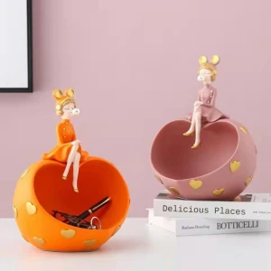 Cô Gái Thổi Bong Bóng Decor