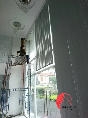 Rèm lá dọc văn phòng