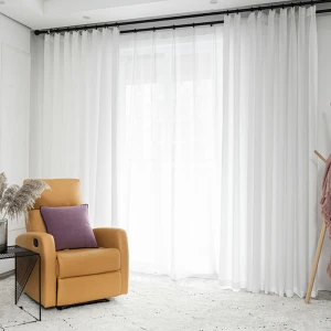Trải nghiệm rèm trắng: Sự tinh khiết và sang trọng cho nội thất