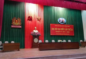 Trang trí phông hội trường