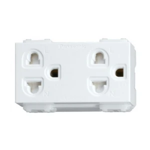 Ổ cắm đôi 2 cực có màn che Panasonic WEV1582SW/WEV1582-7SW - Thiết bị điện Hecico