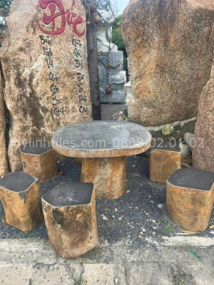 Bộ bàn ghế đá tự nhiên nguyên khối