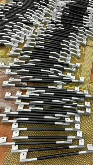 1.0 Kg - Sơn nhũ đồng ca may màu đen sơn tay nắm cửa