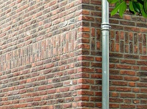 Gạch cổ ốp tường Dông Á cháy 03