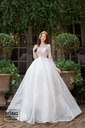 Váy cưới tùng tuyết tay kim sa trắng kết đá tim TSRN80