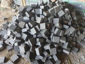 ĐÁ BAZAN LÁT SÂN CUBIC 10x10x5CM