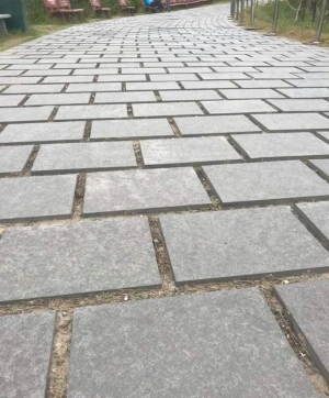 Đá bazan xám khò lửa 30x60cm dày 5cm