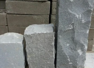 Đá cubic 20x10x10cm bazan chẻ tay