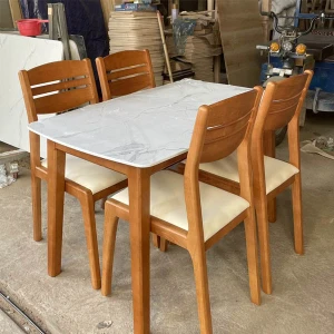 Bộ Bàn Ăn 4 Ghế Đệm Da Mặt Đá