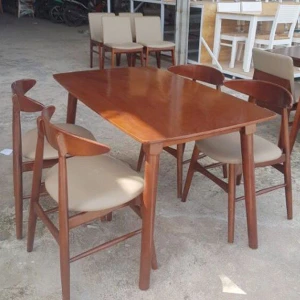 Bộ Bàn Ăn 4 Ghế Moon Gỗ Tự Nhiên