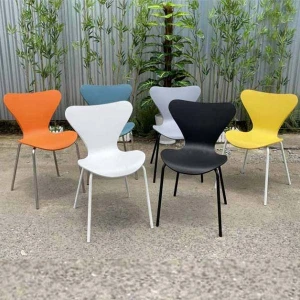 Ghế Nhựa Đúc Thiên Nga Nhập Khẩu