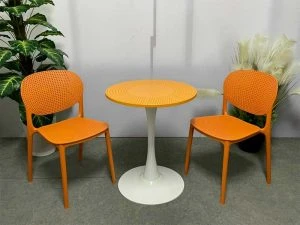 Bàn Tulip Mặt Nhựa Lỗ Nhập Khẩu BT602