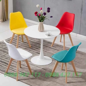 Bộ Bàn Tulip 4 Ghế Eames BGT412