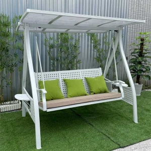 Xích Đu 3 Chỗ Nhập Khẩu Trắng ( Mái Che Pin Mặt Trời )