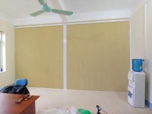 Vách Ngăn Phòng Rèm tổ ong lùa ngang 2 cánh ngăn nhiệt điều hòa - Giàn Phơi Hòa Phát