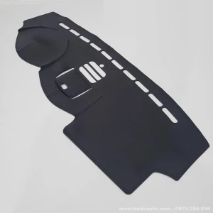 Thảm taplo da vân cacbon Chevrolet Captiva 2015-2019