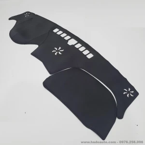 Thảm taplo da vân cacbon Hyundai Santafe 2019