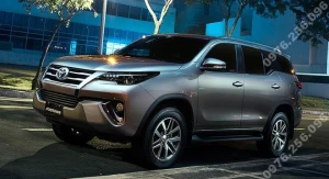 Thảm taplo lông cừu Fortuner 2017