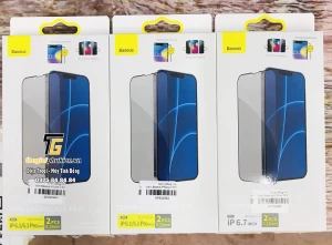 Tấm dán cường lực iPhone 13 Pro chống nhìn trộm chính hãng Baseus