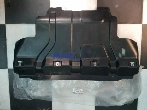 CHẮN BÙN GẦM GIỮA NISSAN NAVARA