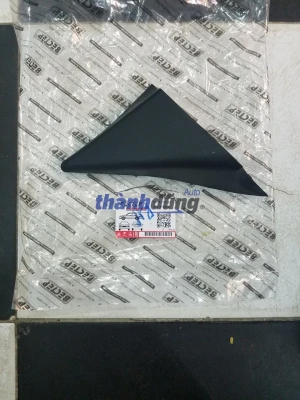 ỐP CHÂN GƯƠNG MERCEDES SPRINTER