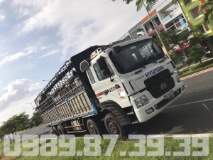 XE TẢI HYUNDAI 4 CHÂN HD320 MÁY CƠ ĐỜI 2011
